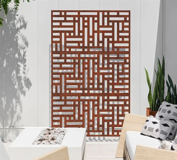 Rust Bamboo Cutting Style Garden Art Screen